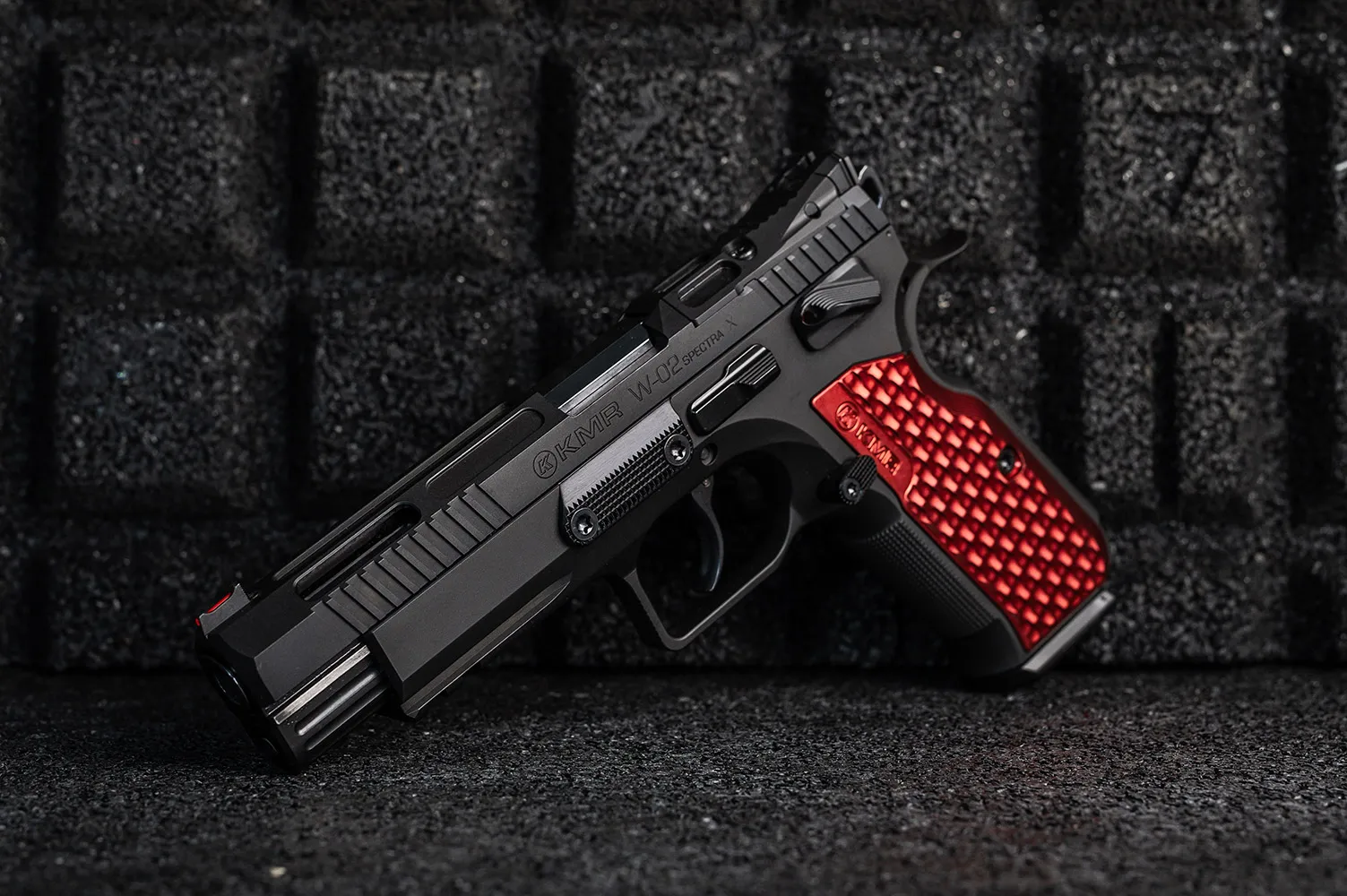 Pistola KMR Precision Arms, modelo W-02 SPECTRA X OR, calibre 9mm, capacidad 17+1Rds. Cañón de 5''.