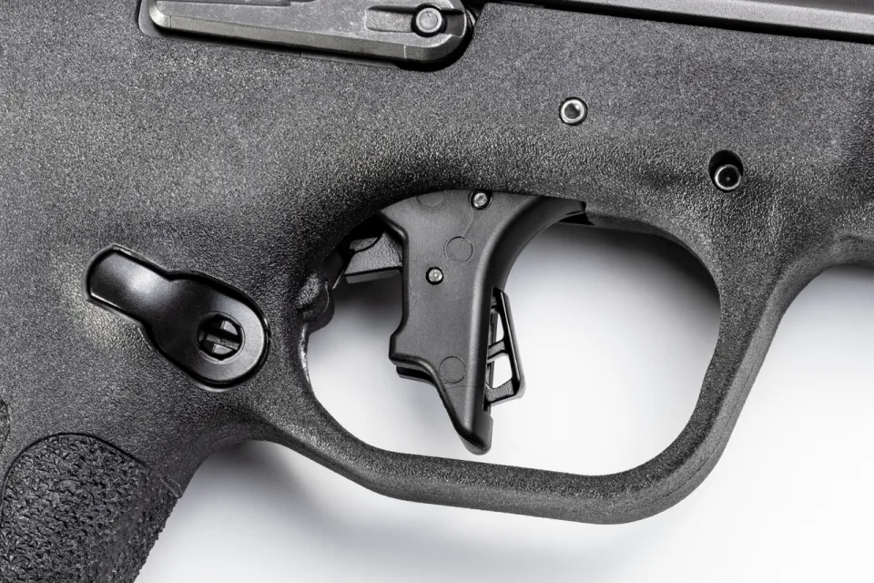 Pistola Smith & Wesson, modelo M&P 22 Magnum, calibre .22 Magnum, capacidad 30Rd.