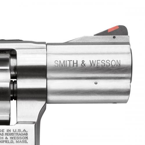 Revolver Smith & Wesson, Modelo 686 Plus, calibre .357 Magnum, cañón 2,5'', capacidad