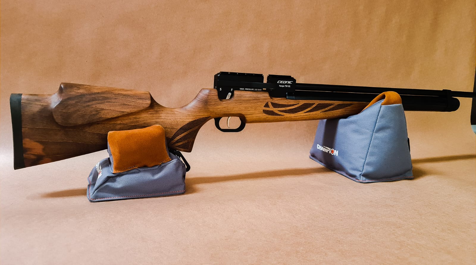 RIFLE PCP CEONIC TW02 (Culata Madera Clásica) PCP