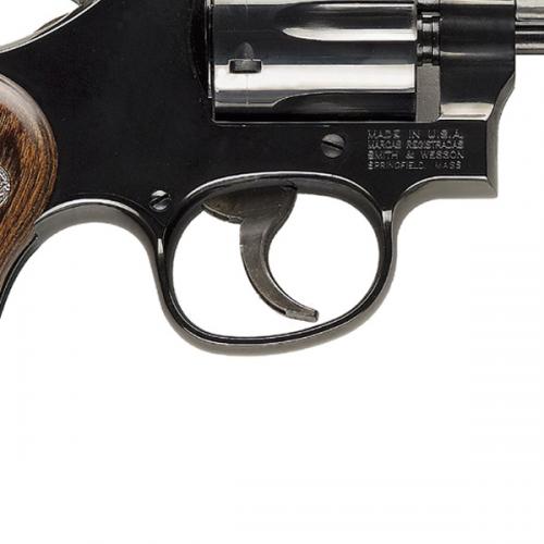 Revolver Smith & Wesson modelo 17, cañón 6'', calibre .22LR, capacidad 6Rd.